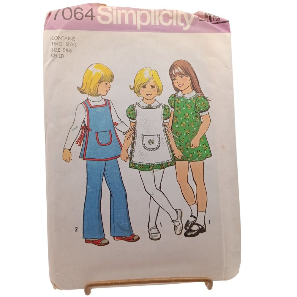 Simplicity 7064 Childs Sewing Pattern Dress Apron & Pants Size 5 & 6 Vintage 197